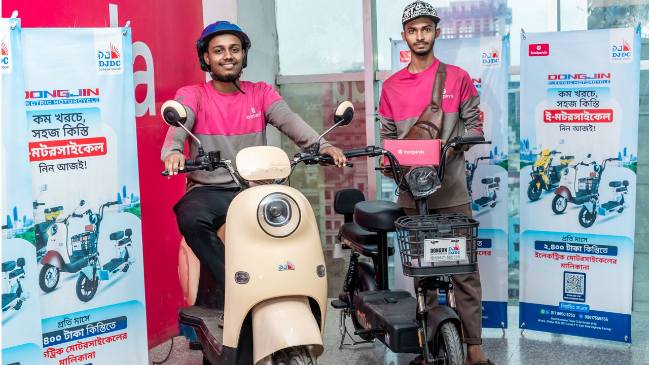 foodpanda to offer e-bikes to riders on monthly instalments