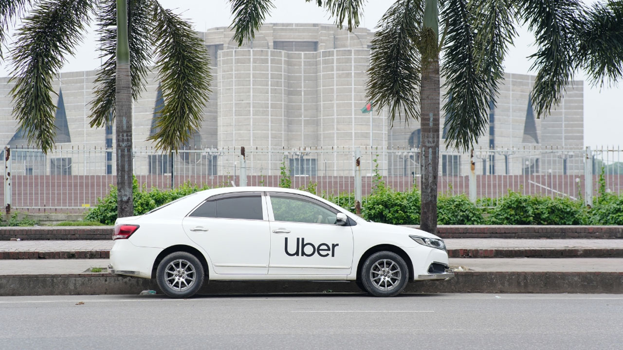 Uber Launches Premier Plus in Dhaka