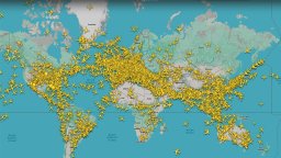 How to Track Flights in Real Time on Your Phone?