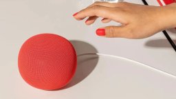 Google Reinvents the Smart Speaker Experience with AI